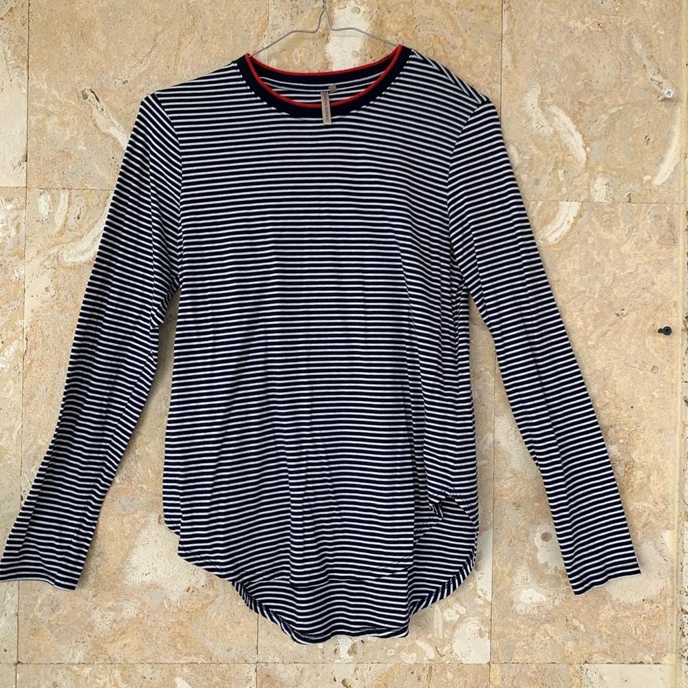Banana Republic Navy and White Women’s Striped Long Sleeve Tee